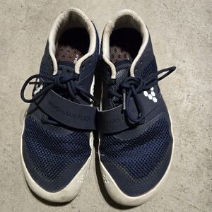 Vivobarefoot Womens Sneakers 37